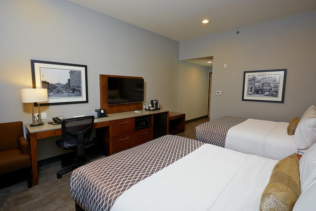 Best Western Plus East Side Saskatoon Oda fotoğraf